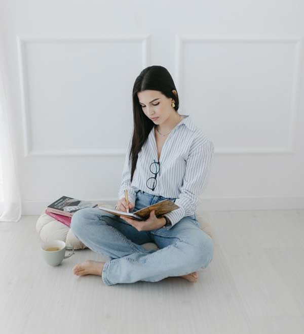 foto miriam polito con libri